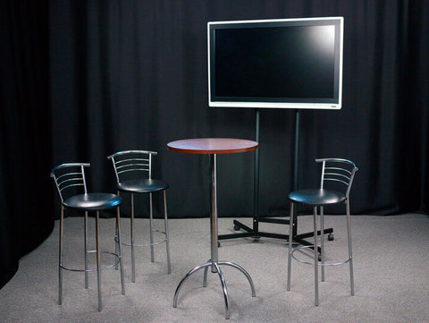 Video Studio Rental - Rmedia. «Черная комната» для блогеров, спикеров и проведения дискуссий